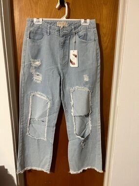 Chelsea & Violet Light Blue Boyfriend Distressed Jeans